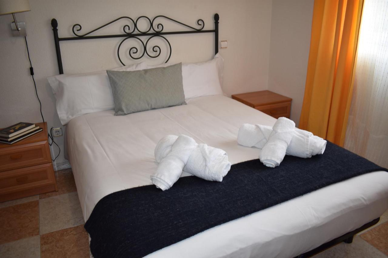 וילאנואבה דה לה קנדה Hotel El Ancla מראה חיצוני תמונה