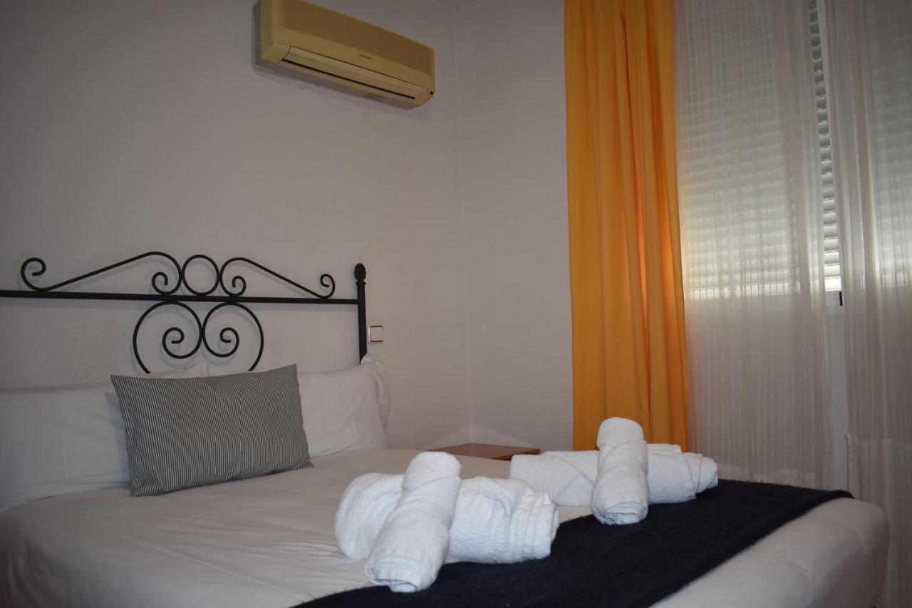 וילאנואבה דה לה קנדה Hotel El Ancla חדר תמונה