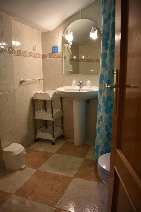 וילאנואבה דה לה קנדה Hotel El Ancla מראה חיצוני תמונה