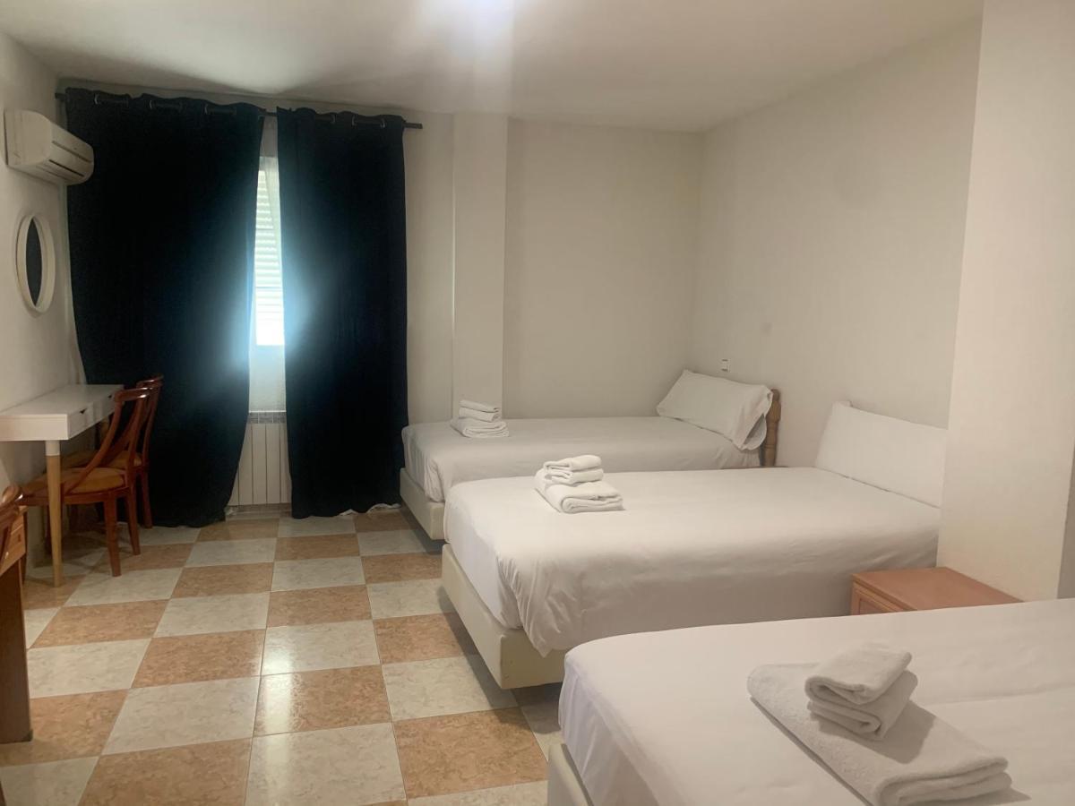 וילאנואבה דה לה קנדה Hotel El Ancla מראה חיצוני תמונה